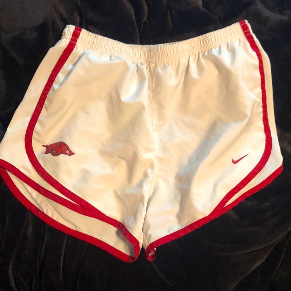 Not perfect white but in perfect condition!